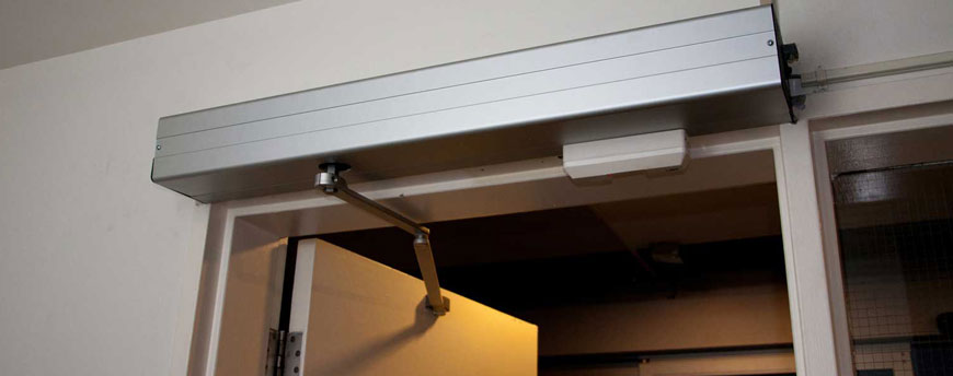 Cửa mở cánh Falcon Hàn Quốc bảo hành 24 tháng toàn quốc